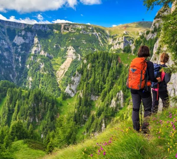 Drumetie_pemunte_cu rucsacul