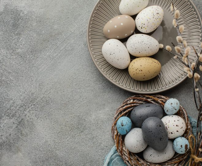 Farfurie cu oua prepelita